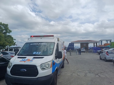 Dos muertos, un desaparecido y 20 personas rescatadas en naufragio de embarcación en Las Perlas