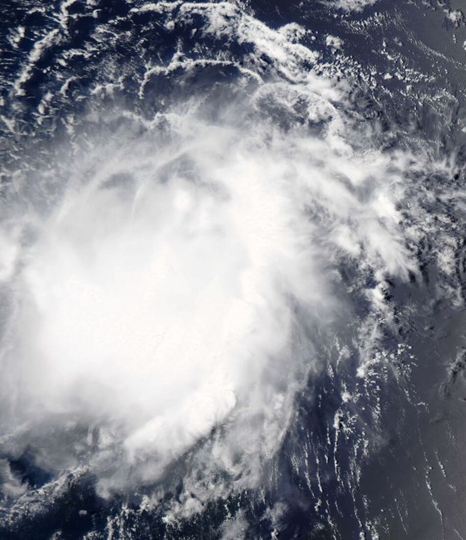 República Dominicana emite alerta mínima ante cercano paso de 'Erika'