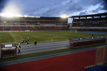 Evalúan cancha del Universitario como plan B para partidos de la Liga Concacaf; también inspeccionan el Rommel Fernández