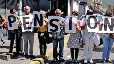 Protestan por sistema de pago de pensiones en Venezuela