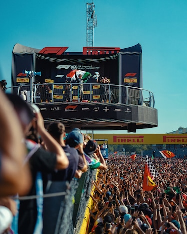 Kimi Antonelli gana en casa y hace historia en Monza