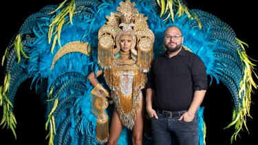 Abdul Juliao, el diseñador del traje de fantasía de Panamá en Miss Universo