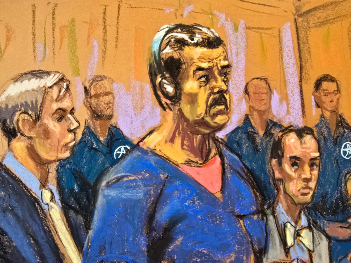 Tribunal mantiene cargos contra Nicolás Maduro y cuestiona sanciones para su defensa