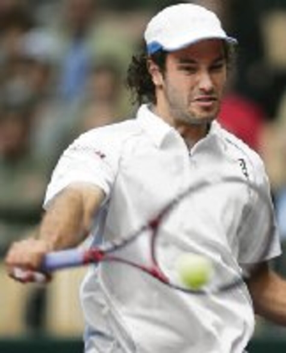 Acasuso y Horna avanzan