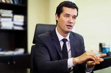 Pesquisa de corrupción en Brasil irá a más, dice fiscal Deltan Dallagnol