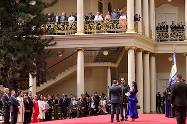 El presidente Bukele recibe a Donald Trump Jr, quien participó en el acto de investidura