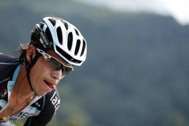 Colombiano Urán abandona la Vuelta a España