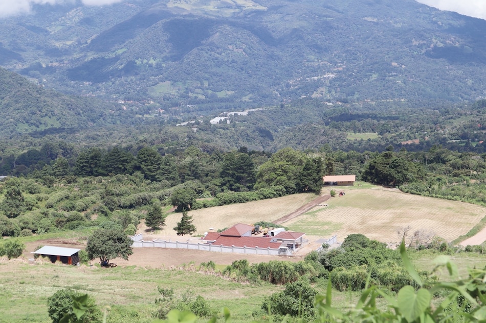 Bagatrac: la sospechosa venta de finca a Benicio Robinson
