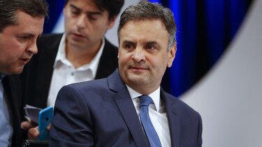 Excandidato presidencial Aécio Neves acusa a Lula da Silva y a Rousseff de manchar a Petrobras