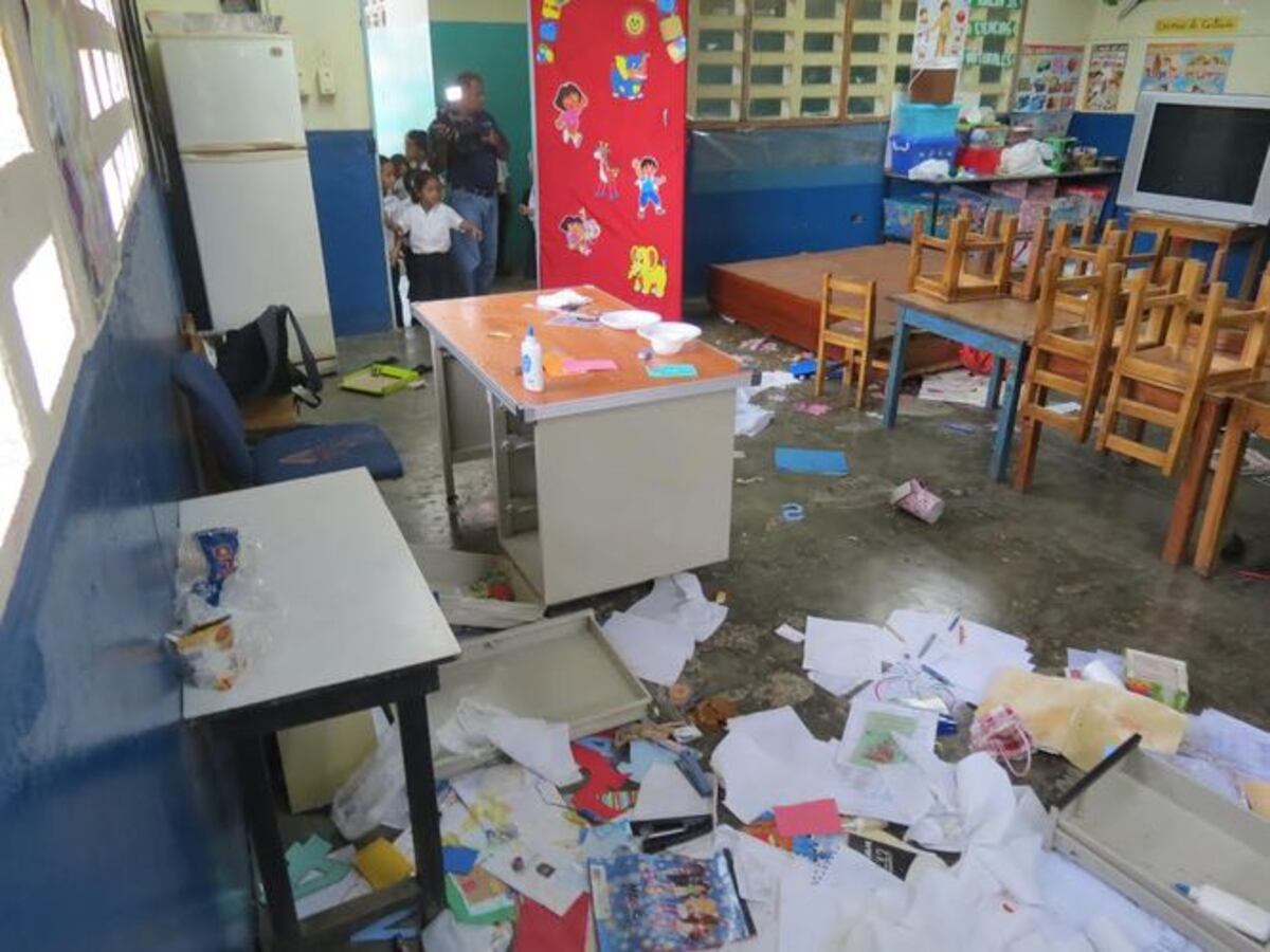 Delincuentes roban comida de niños y destruyen libros en kínder de Chiriquí