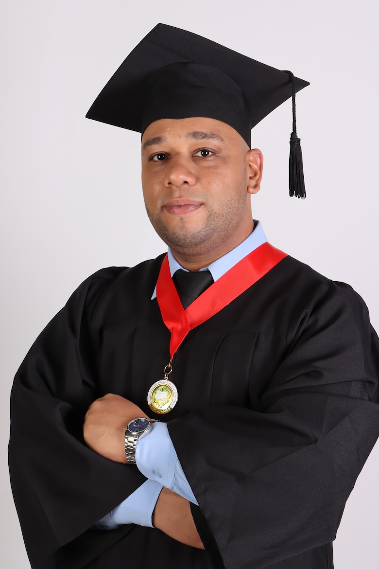 La Universidad de Panamá presenta a los graduados de su Facultad de Derecho y Ciencias Políticas