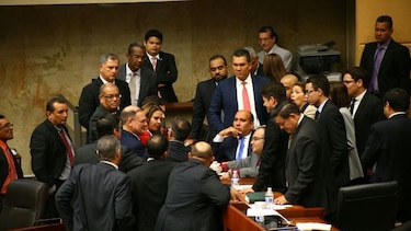 Pleno aprueba en segundo debate proyecto de imprescriptibilidad