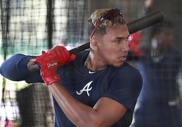 El panameño Johan Camargo solo piensa en ayudar a los Bravos