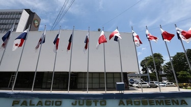 Asamblea licita la remodelación de su capilla y fachada de edificio