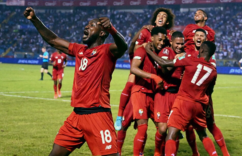 Panamá reacciona a tiempo para remontar y vencer a Honduras 3-2