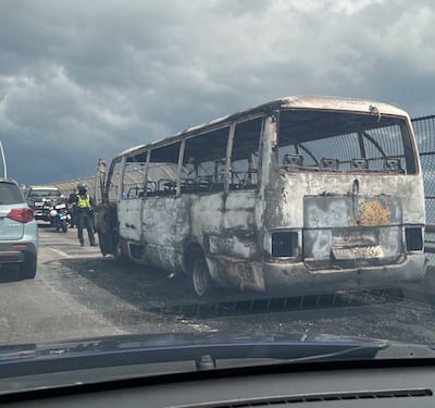 Investigan causas del incendio de un bus en el Puente de las Américas