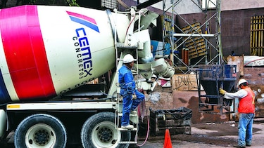 Cemex suspende producción en México