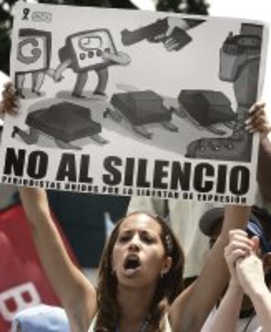 RCTV, la pantalla en negro