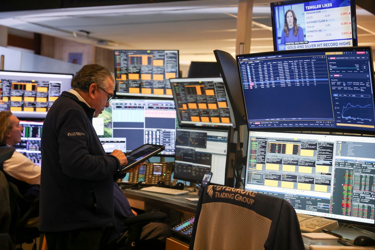 Wall Street cierra verde y con nuevos récords tras la ampliación del alto el fuego en Irán