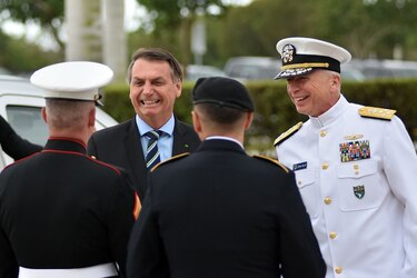 EU y Brasil firman acuerdo de defensa que facilitará intercambio militar