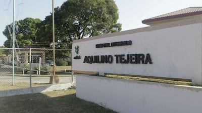 Una vez más, Hombres de Blanco presta servicios de aseo en hospitales del Minsa sin refrendo