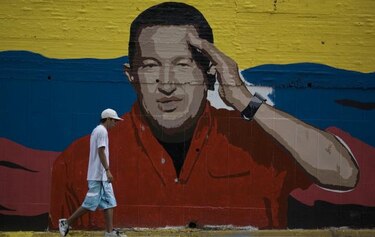 Chávez atraviesa 'momentos difíciles': Canciller
