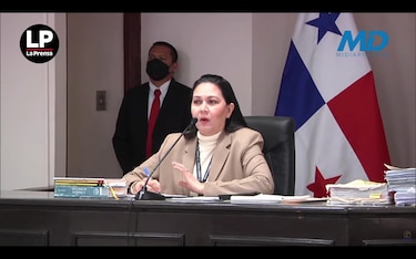 Fiscal muestra pruebas de que Martinelli tejió la canasta de New Business