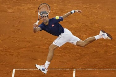 Djokovic mantiene su paso en Madrid