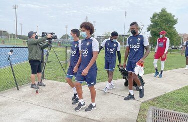 Bajas en ‘La Roja’ no preocupan al director técnico Thomas Christiansen