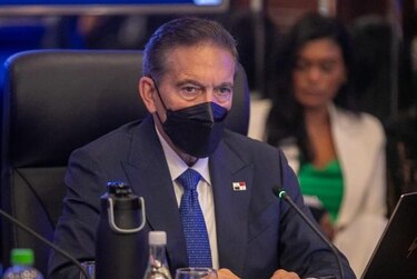 Gobierno de Cortizo busca blindar a 48 mil funcionarios en año preelectoral