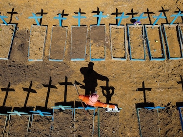 Brasil supera los 130 mil muertos por coronavirus