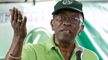 Warner tiene que pagar suma de 79 millones