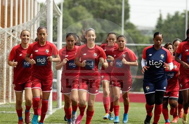 Nacho Quintana sigue buscando que jugadoras sean más contundentes al definir