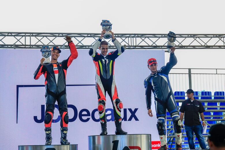 Explosión de adrenalina en el Autódromo Panamá con ‘Street Legal y Superbike’