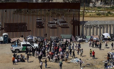 ¿Qué es el Título 8, la regulación migratoria que regirá en Estados Unidos?