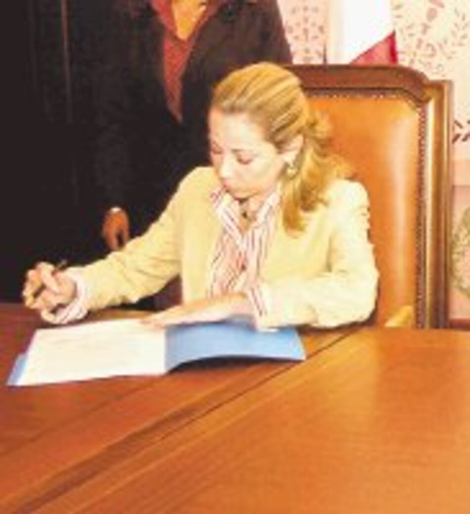 Seis funcionarios de Correos investigados