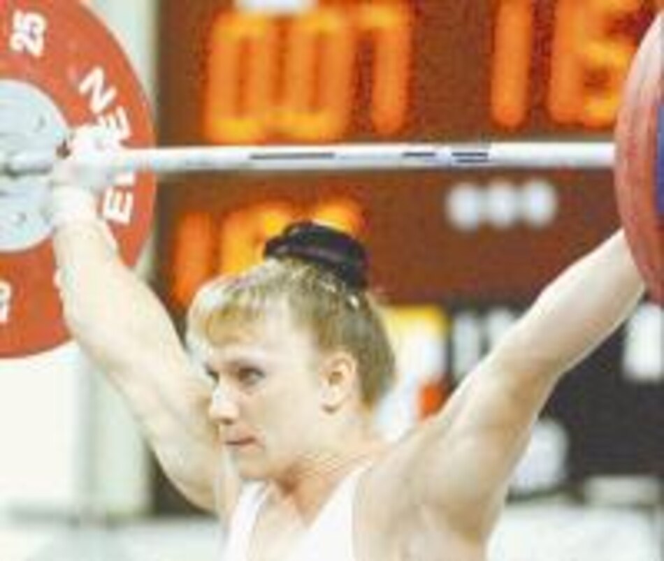 Rusa Popova establece nuevo récord mundial en arrancada