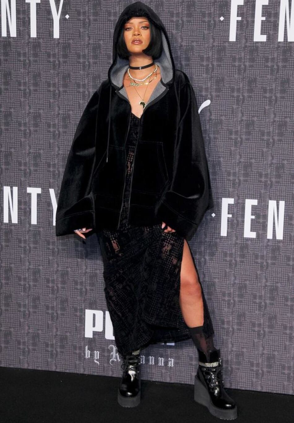 Rihanna triunfa en la pasarela, esta vez como diseñadora