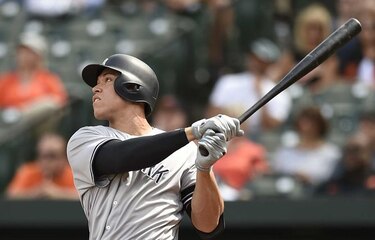 Con cuatro jonrones, Yankees superan a los Orioles