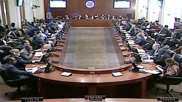 La tibieza ayuda a prolongar los regímenes, afirma embajador de Panamá en la OEA