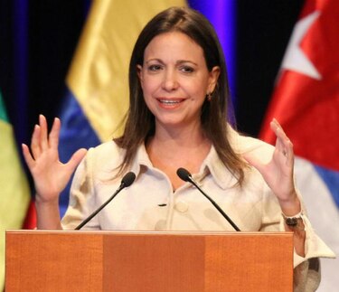 María Corina Machado anuncia que mañana volverá a Venezuela
