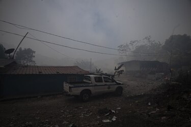 Controlan en un 60% el incendio en el vertedero de cerro Patacón