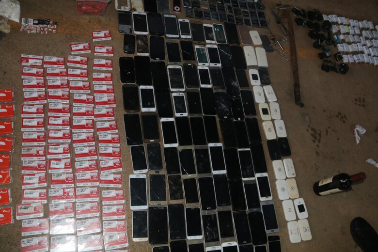 Policía decomisa armas, municiones, drogas y celulares en pabellones 13 y 14 de La Joyita