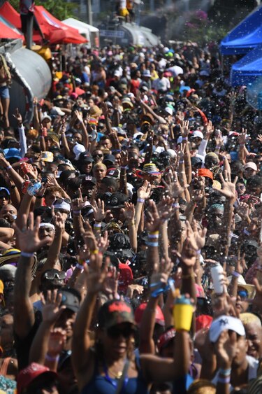 Unas 11 mil personas ingresaron a la cinta costera en el tercer día de carnaval