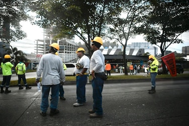 Estos son algunos de los puntos donde se reportan cierres hoy lunes en rechazo al nuevo contrato minero