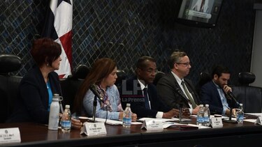 Concluye proceso de entrevistas a los aspirantes a la Defensoría del Pueblo