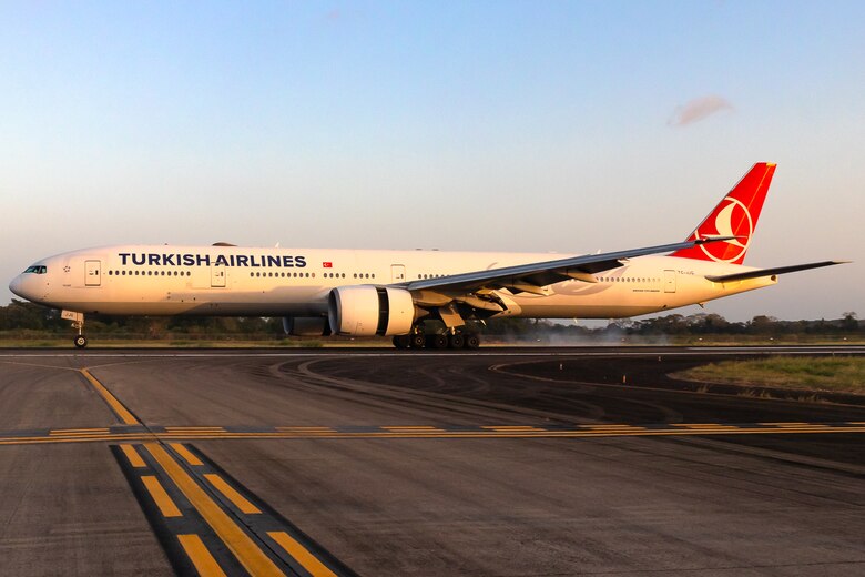 Cazadores de aviones: relato desde las pistas