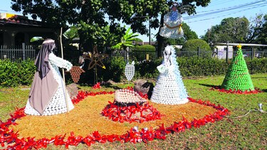El Niño Dios renace en el plástico