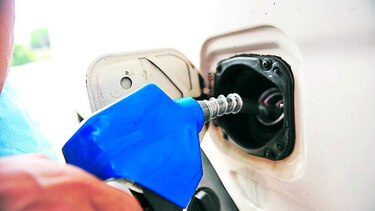 Gasolinas bajarán entre 10 y 11 centésimos el galón
