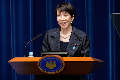 Primera ministra japonesa disolverá el Parlamento el 23 de enero y convocará comicios, avanza partido